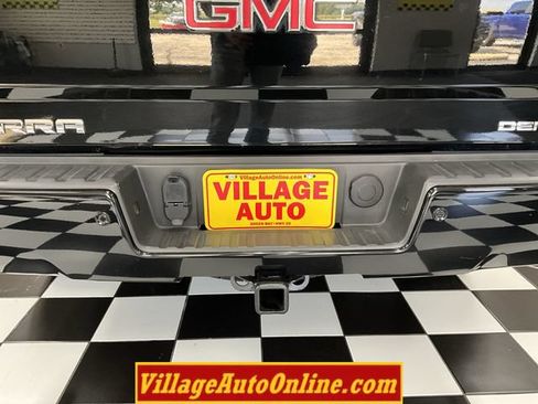 Used 2018 GMC Sierra 1500 Denali AWD/4WD image 26