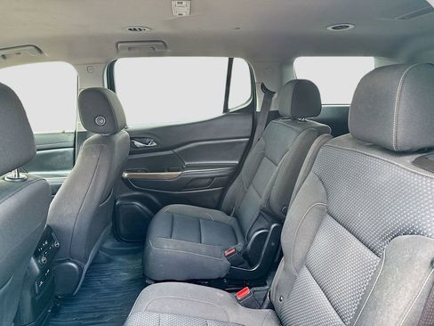 Used 2023 GMC Acadia SLE w/ Driver Convenience Package FWD image 22