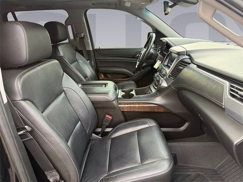 Used 2018 Chevrolet Tahoe LT image 17