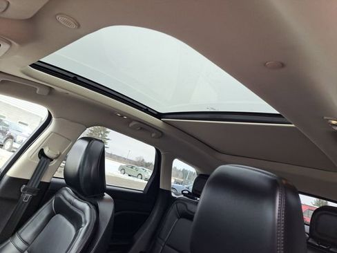 Certified 2024 Lincoln Corsair AWD w/ Equipment Group 101A image 8