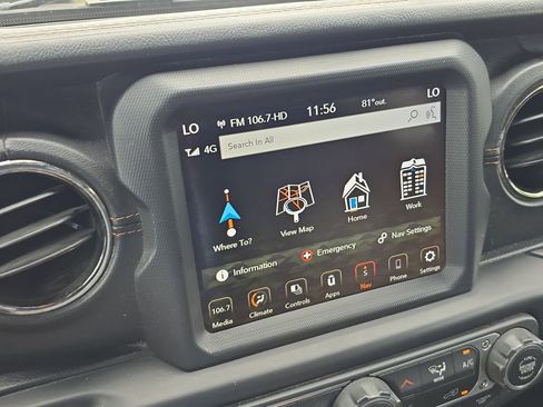 Used 2021 Jeep Gladiator Overland image 21