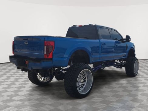 Used 2021 Ford F250 XLT AWD/4WD image 7