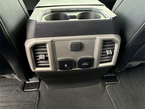 Used 2020 Ford F350 Lariat w/ Chrome Package image 18