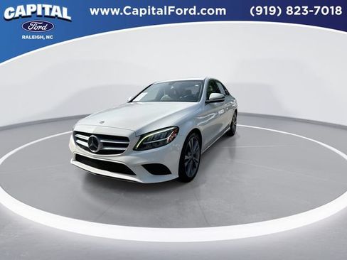 Used 2019 Mercedes-Benz C 300 Sedan image 4