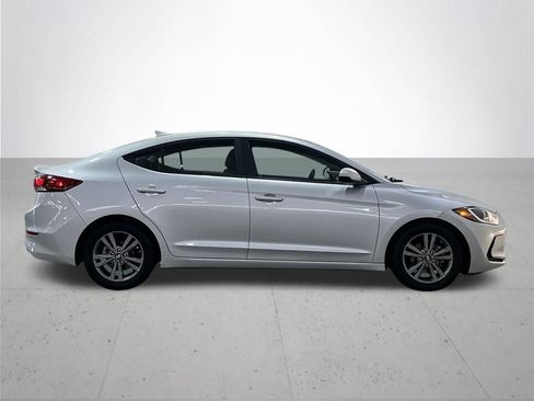 Used 2018 Hyundai Elantra SEL FWD image 5