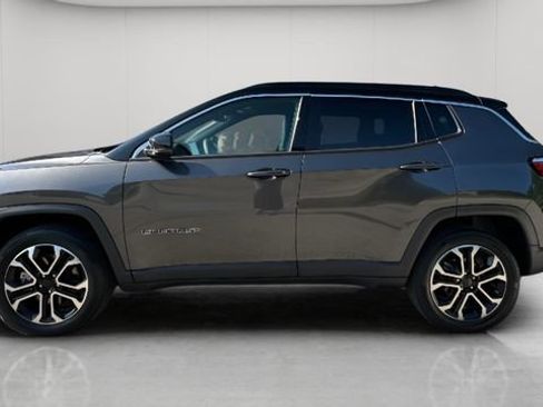 Used 2023 Jeep Compass Limited AWD/4WD image 9