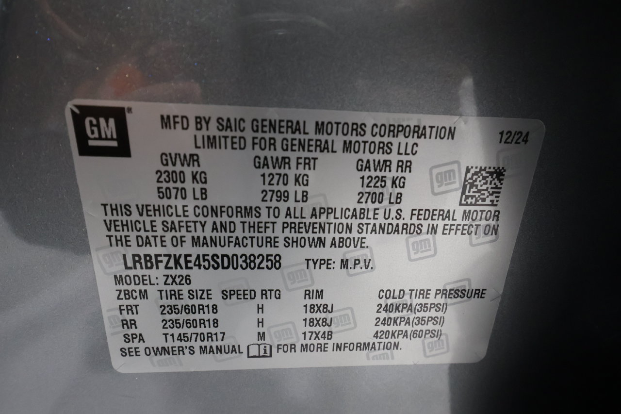 Certified 2025 Buick Envision Preferred AWD/4WD image 33