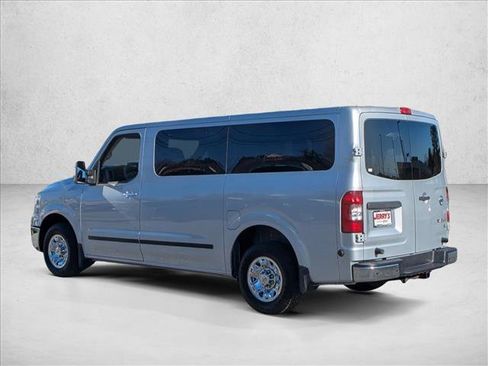 Used 2019 Nissan NV 3500 SL image 5