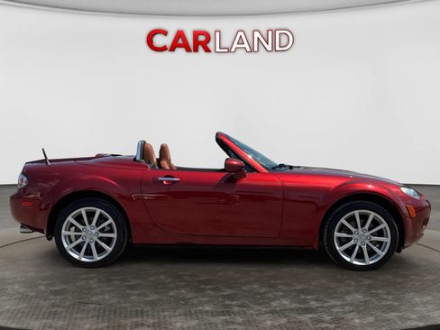 Used 2008 MAZDA MX-5 Miata Grand Touring w/ Premium Pkg RWD image 7