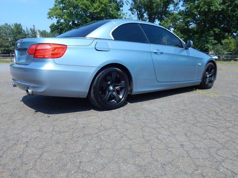 Used 2012 BMW 335i Convertible RWD image 4