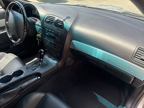 Used 2004 Ford Thunderbird Deluxe image 13