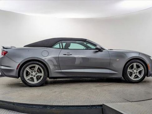 Used 2020 Chevrolet Camaro LT image 9