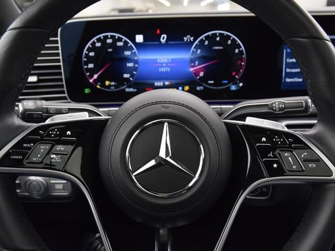 Certified 2024 Mercedes-Benz Maybach GLS 600 4MATIC image 23