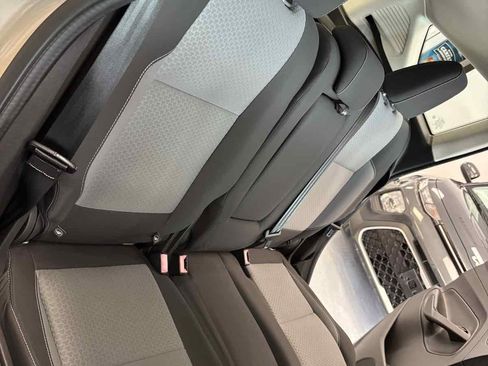 Used 2017 Ford C-MAX SE image 23