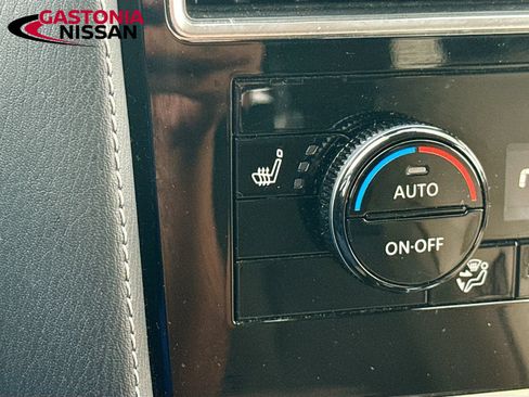 Used 2024 Nissan Armada SV RWD image 27