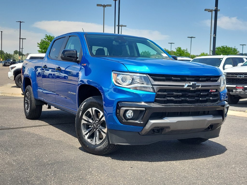Used 2021 Chevrolet Colorado Z71 w/ Safety Package AWD/4WD image 2