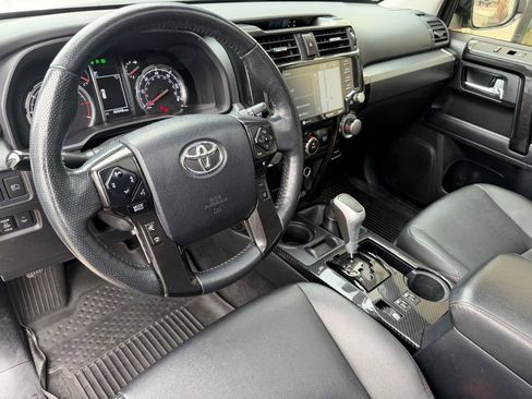 Used 2023 Toyota 4Runner TRD Off-Road Premium w/ Off Road Premium Plus Package image 10