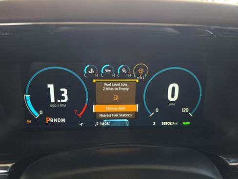 Used 2022 Ford F150 Lariat w/ Equipment Group 502A High image 8