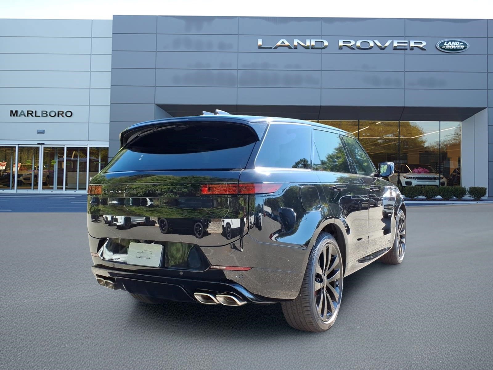 New 2027 Land Rover Range Rover Sport Dynamic SE AWD/4WD image 2