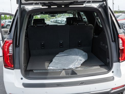 New 2026 GMC Yukon XL AT4 AWD/4WD image 33