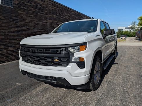 Used 2022 Chevrolet Silverado 1500 Custom AWD/4WD image 34