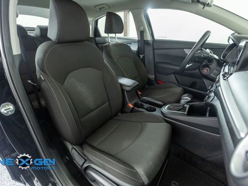 Used 2020 Kia Forte LXS image 42