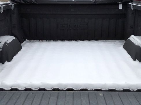 Used 2022 GMC Sierra 1500 Elevation image 25