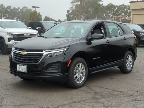 Certified 2023 Chevrolet Equinox LS FWD image 1