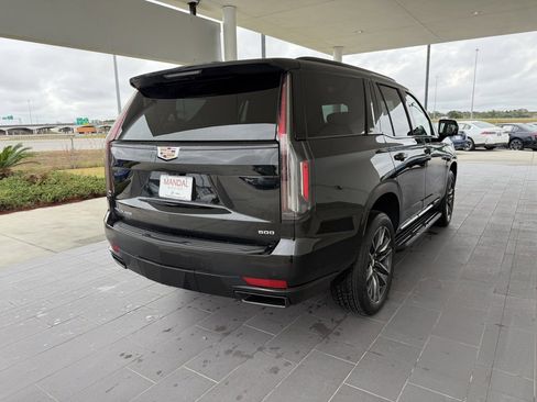 Used 2024 Cadillac Escalade Sport image 6