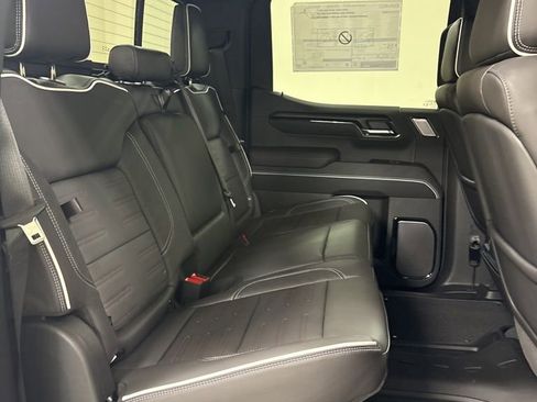 New 2026 GMC Sierra 1500 AT4X image 39