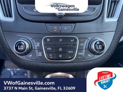 Used 2023 Chevrolet Malibu LT image 25