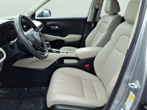Certified 2024 Honda HR-V EX-L image 17