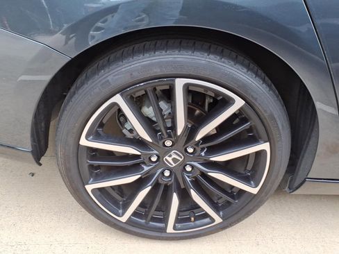 Used 2023 Honda Accord Touring image 7