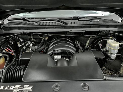 Used 2019 Chevrolet Silverado 1500 LT w/ All Star Edition AWD/4WD image 10