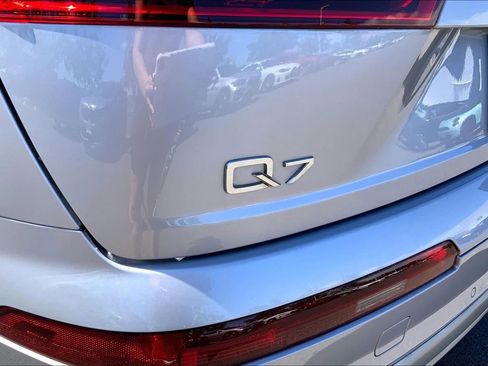 Used 2019 Audi Q7 2.0T Premium w/ Convenience Package AWD/4WD image 8