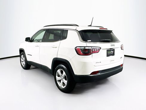 Used 2018 Jeep Compass Latitude w/ Popular Equipment Group AWD/4WD image 5
