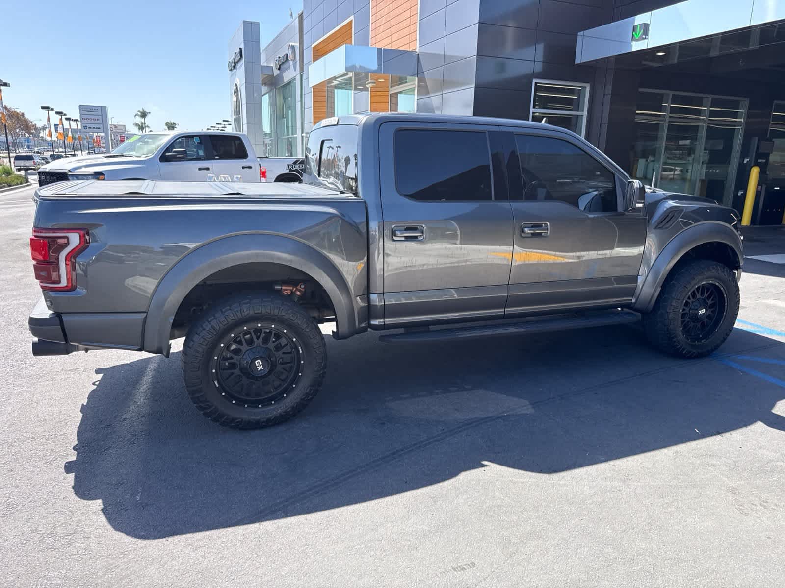 Used 2020 Ford F150 Raptor w/ Equipment Group 802A Luxury AWD/4WD image 11