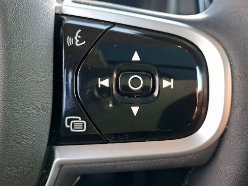 Certified 2026 Volvo XC90 B6 Plus AWD/4WD image 24