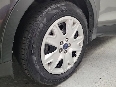 Used 2016 Ford Escape S FWD image 31