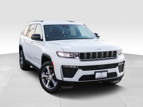 New 2026 Jeep Grand Cherokee L Limited RWD image 2