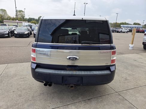 Used 2011 Ford Flex Limited w/ Class III Trailer Tow Pkg image 6