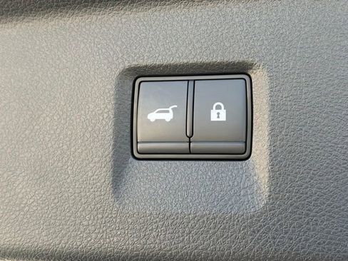 Used 2023 INFINITI QX60 Luxe w/ Performance Audio Package image 25