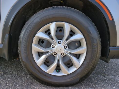 Used 2026 Honda CR-V LX image 11