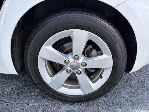 Used 2016 Dodge Dart SXT image 18