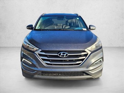 Used 2018 Hyundai Tucson SEL Plus image 2