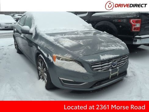 Used 2018 Volvo S60 T5 Inscription image 1