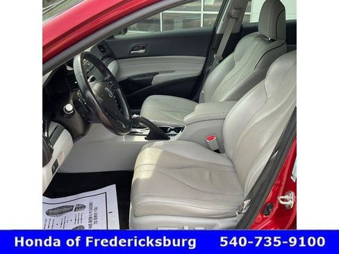 Used 2019 Acura ILX FWD image 21