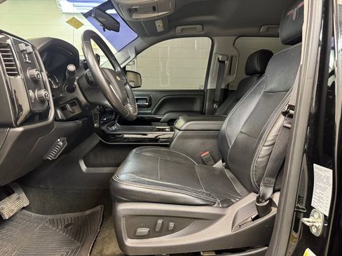 Used 2018 Chevrolet Silverado 1500 LT w/ All Star Edition image 12