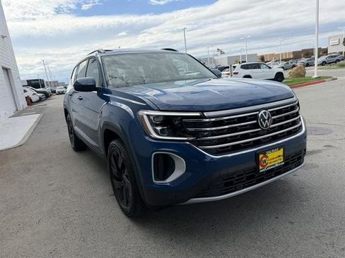New 2026 Volkswagen Atlas SE image 8