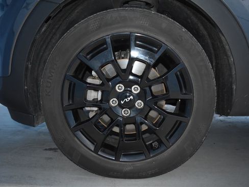 Used 2022 Kia Telluride SX w/ SX Prestige Package image 21